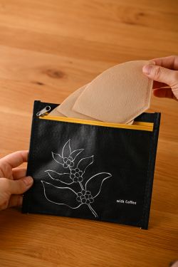 限定オリジナルポーチ